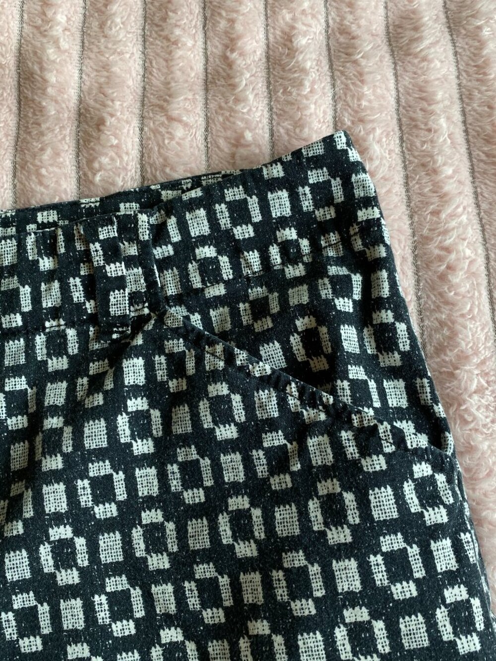 Lee Black and White Patterned Shorts